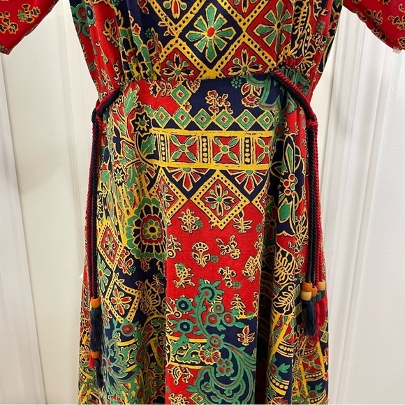 The House of Nu-Mode Vibrant Colourful Vintage Dress with ties beaded ends - Picture 5 of 16